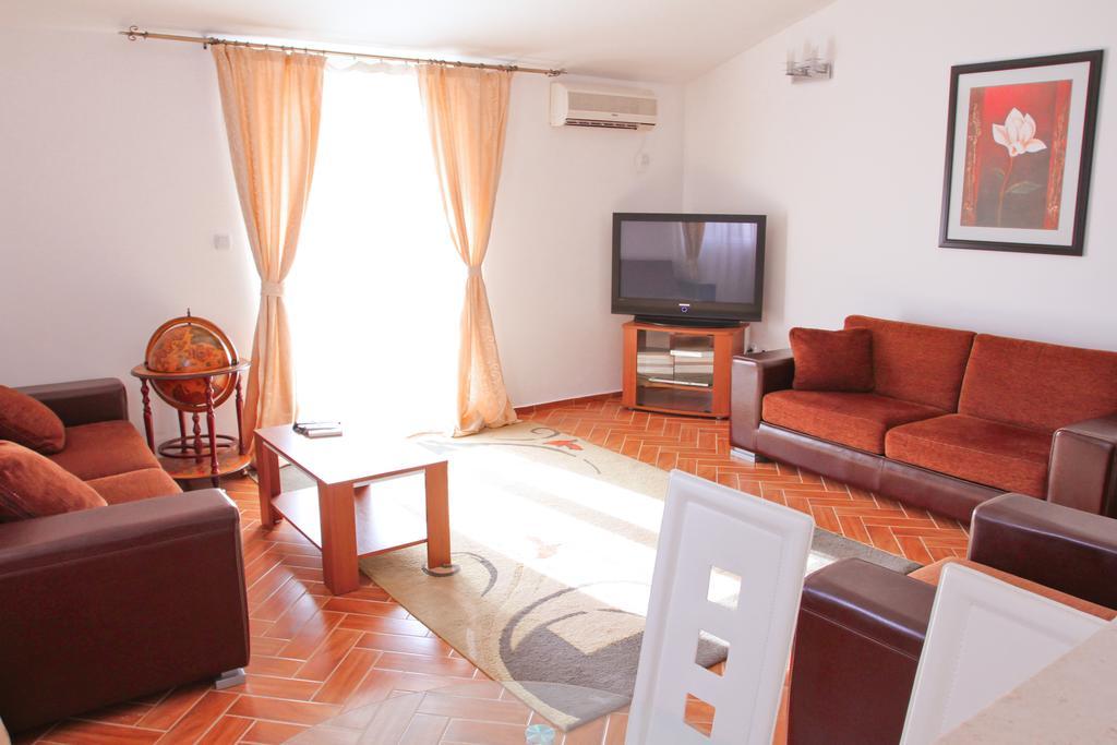 Bianca Apartments تْشيرسيك نوفي المظهر الخارجي الصورة