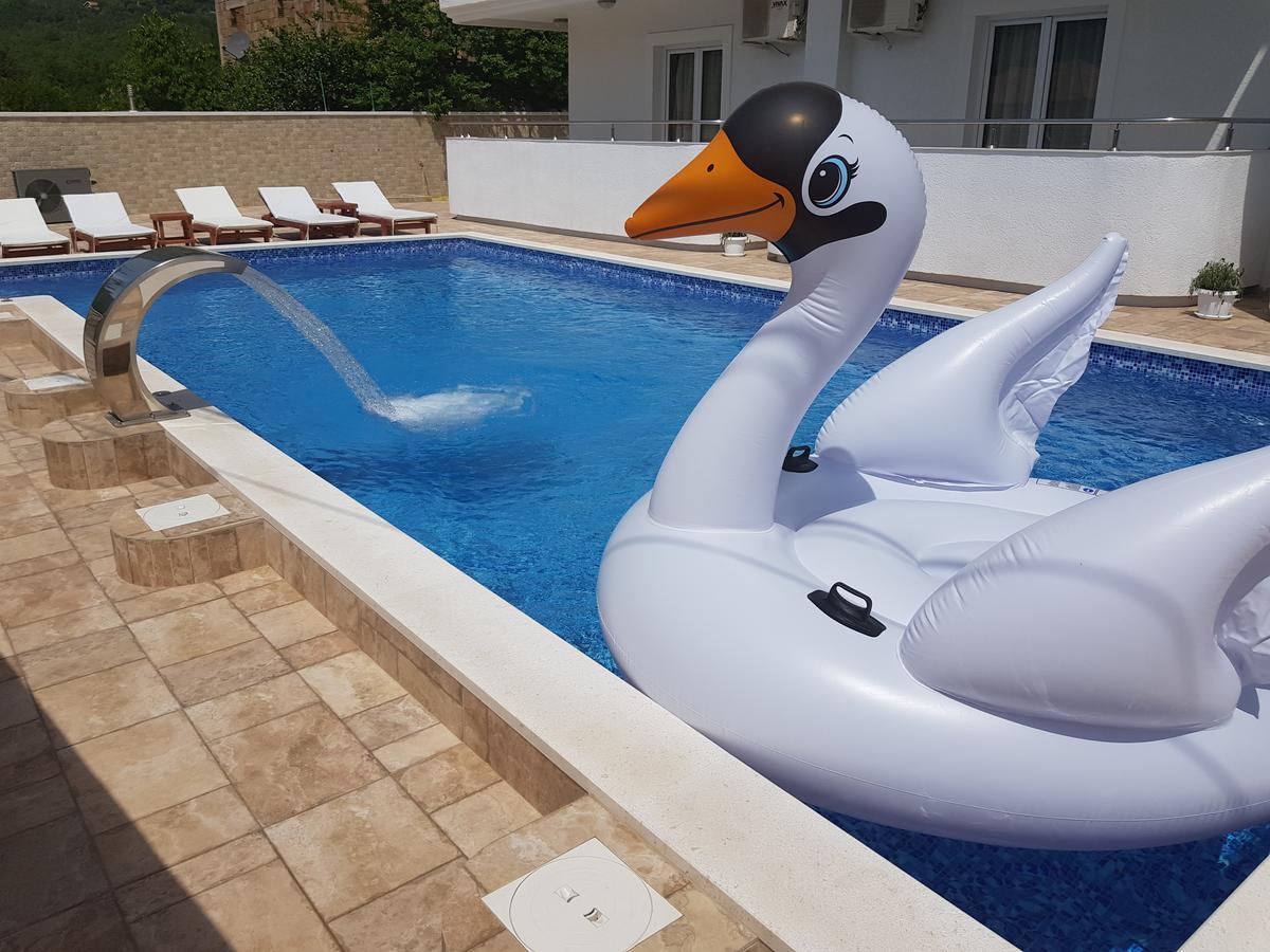 Bianca Apartments تْشيرسيك نوفي المظهر الخارجي الصورة